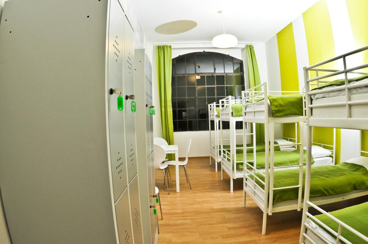Big City Hostel Wrocław Extérieur photo