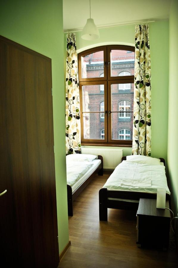 Big City Hostel Wrocław Chambre photo
